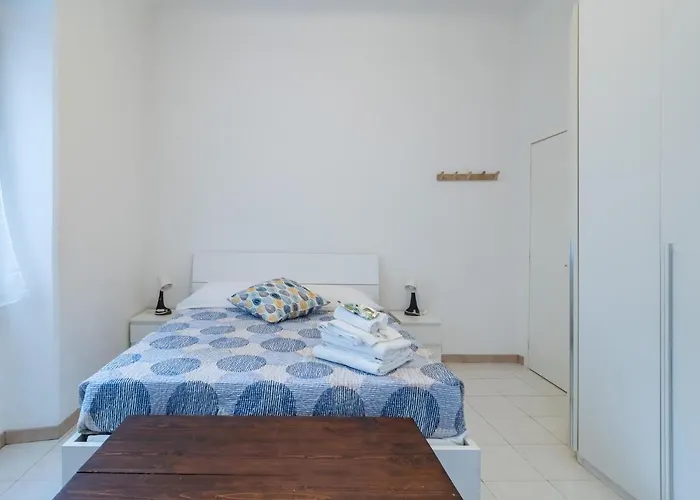 Brightsight Spezia Modern Flat